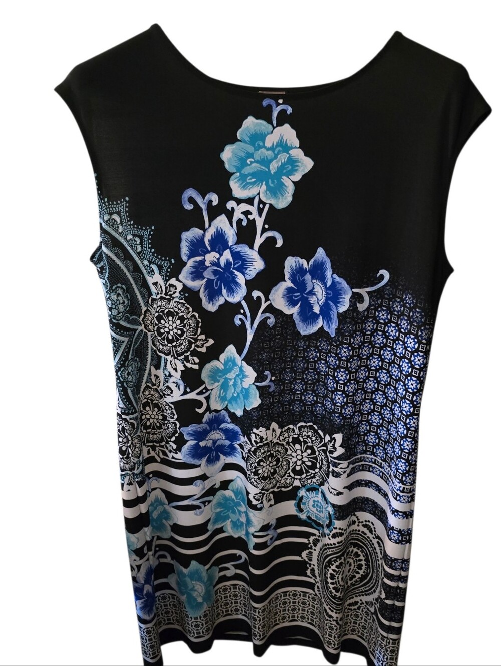 Chico's Size Xlarge Floral Black/white/blue Colorful Dress